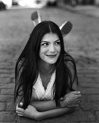 Genevieve Cortese fotoğrafı