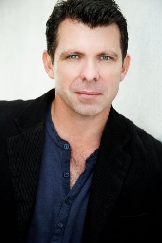 Warwick Young fotoğrafı