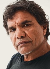 Tommy Lewis fotoğrafı