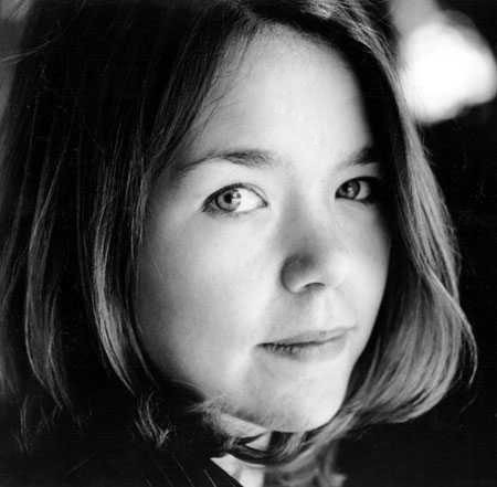 Anna Maxwell Martin fotoğrafı