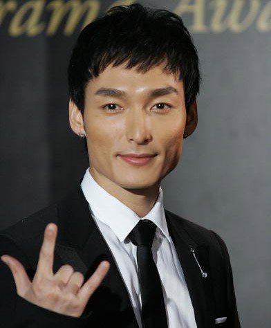 Tsuyoshi Kusanagi fotoğrafı