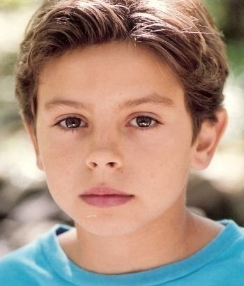 Jake T. Austin Fotoğrafı