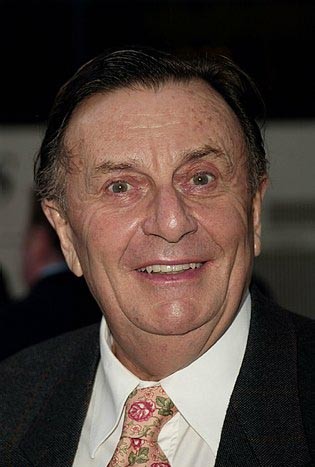 Barry Humphries fotoğrafı