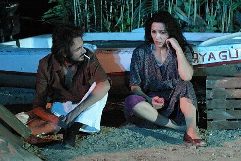 Devrim Evin Fotoğrafı