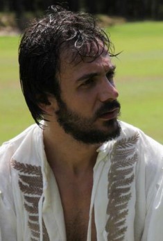 Devrim Evin Fotoğrafı