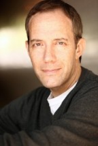 Adam Pilver fotoğrafı