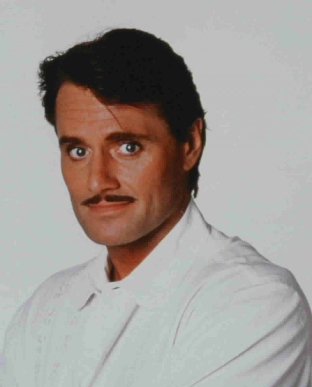 Duncan Regehr fotoğrafı