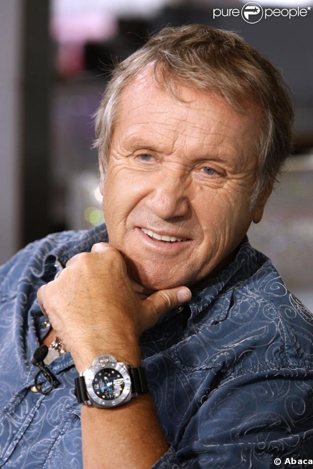 Yves Rénier fotoğrafı