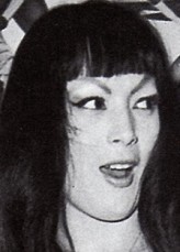 Tura Satana fotoğrafı
