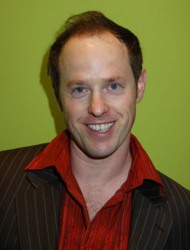 Raphael Sbarge fotoğrafı
