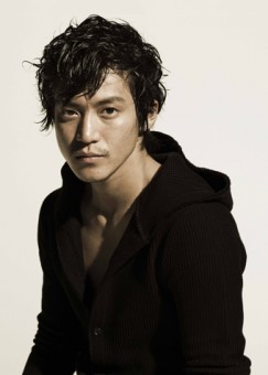 Shun Oguri Fotoğrafı