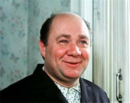 Evgeni Leonov fotoğrafı