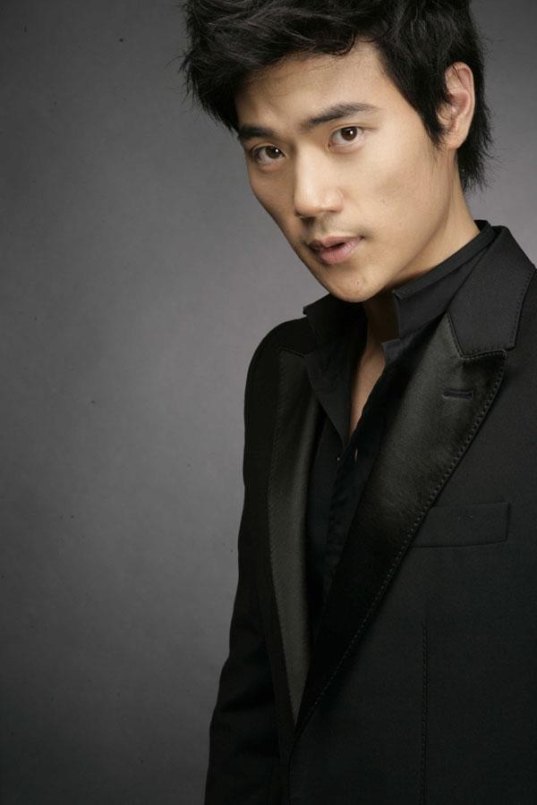 Kim Kang-woo Fotoğrafı