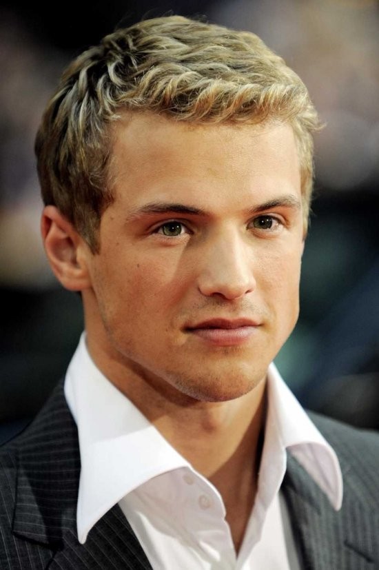 Freddie Stroma Fotoğrafı
