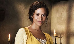 Angel Coulby Fotoğrafı