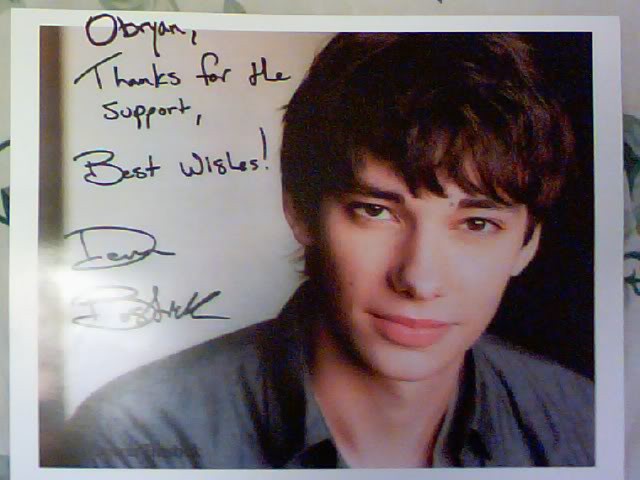 Devon Bostick fotoğrafı