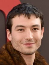 Ezra Miller fotoğrafı