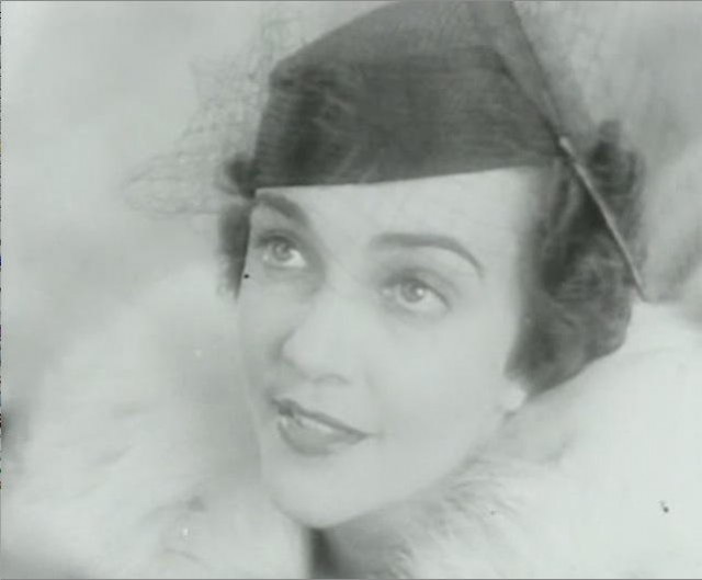 Pauline Carton Fotoğrafı