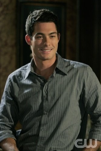 Brian Hallisay Fotoğrafı