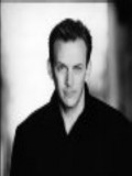 Frank Bond fotoğrafı