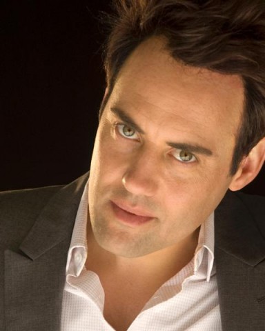 Orny Adams Fotoğrafı