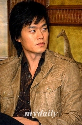Lee Seo-jin Fotoğrafı