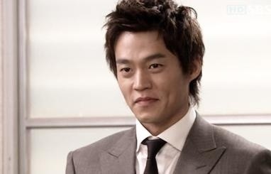 Lee Seo-jin Fotoğrafı