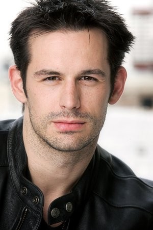 Matt Mullins Fotoğrafı