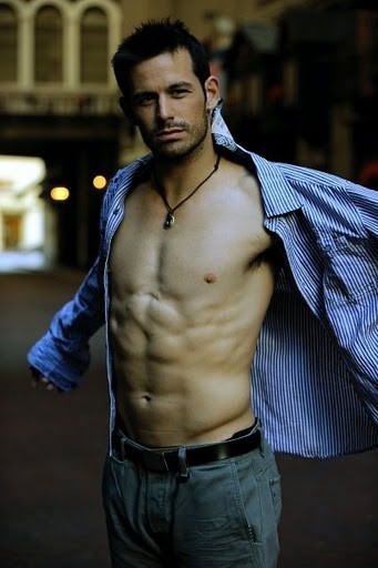 Matt Mullins Fotoğrafı