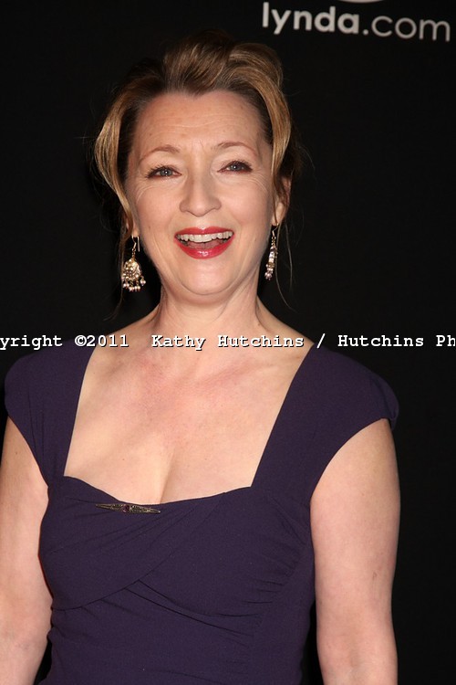 Lesley Manville fotoğrafı