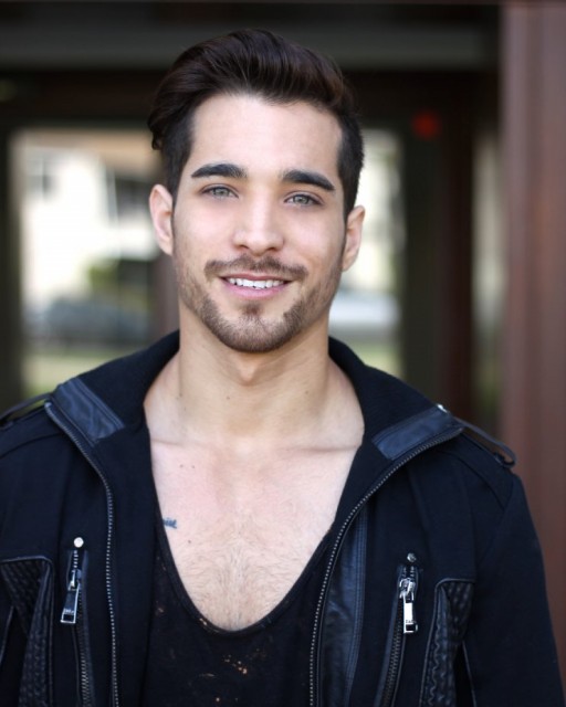 Gus Tamez fotoğrafı