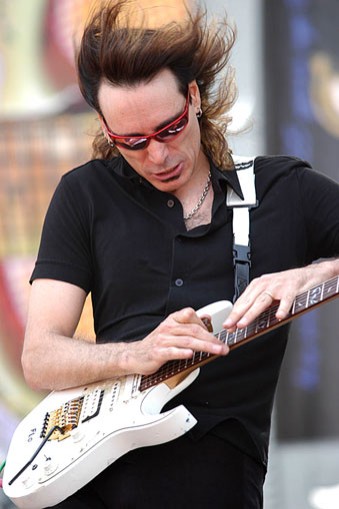 Steve Vai fotoğrafı
