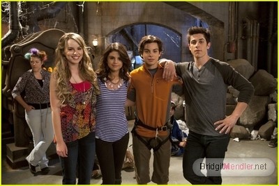 Bridgit Mendler Fotoğrafı