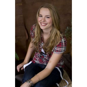 Bridgit Mendler Fotoğrafı