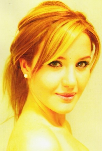 Hümeyra Aydoğdu fotoğrafı