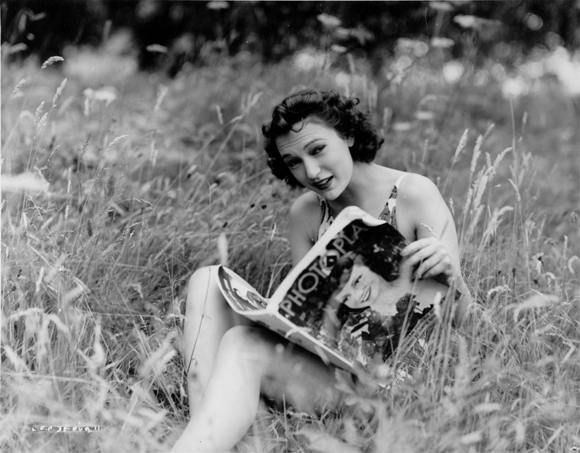 June Duprez fotoğrafı