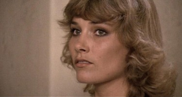 Janet Agren fotoğrafı