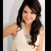 selena16gomez